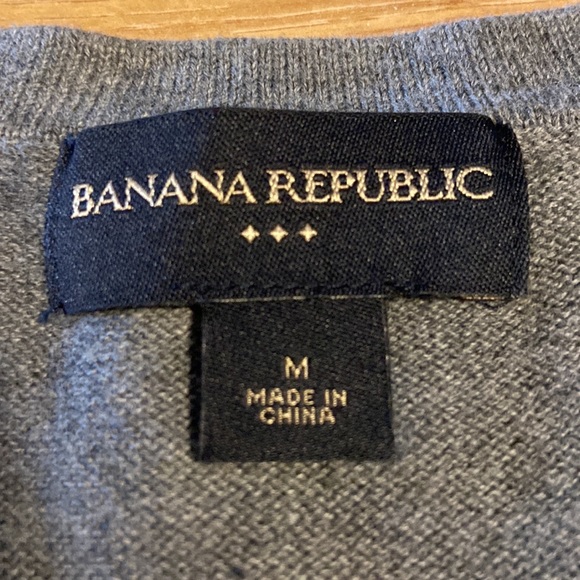 Banana Republic Factory sweater - Medium - Picture 2 of 4